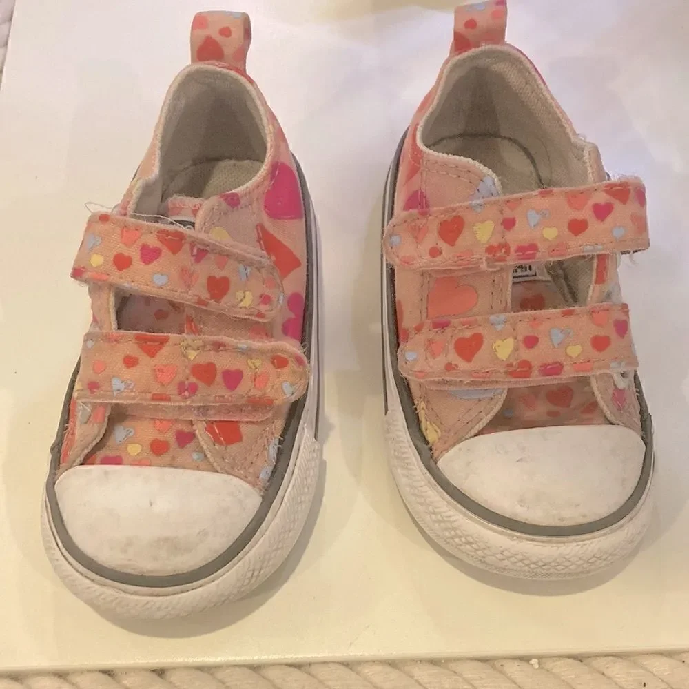 Converse good toddler